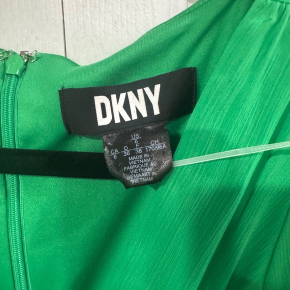 Dkny women size 6 dress - Picture 2 of 2